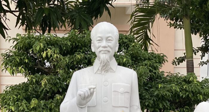tuong chan dung bang da scaled